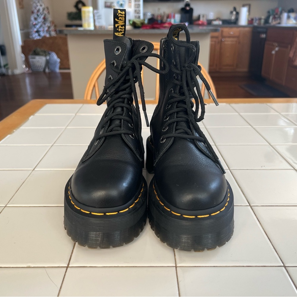 Dr Martens Jadon III Pisa Leather